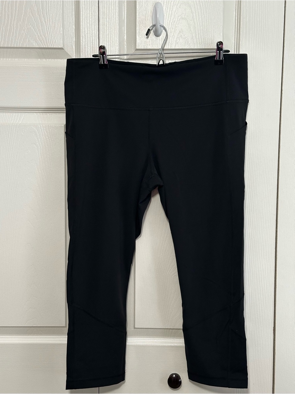 Lululemon Pace Rival High-Rise Crop 22" Legging w/ Pockets in Black Size 14 EUC